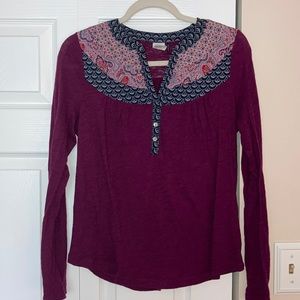 Akemi + Kin Long Sleeved Shirt Size M